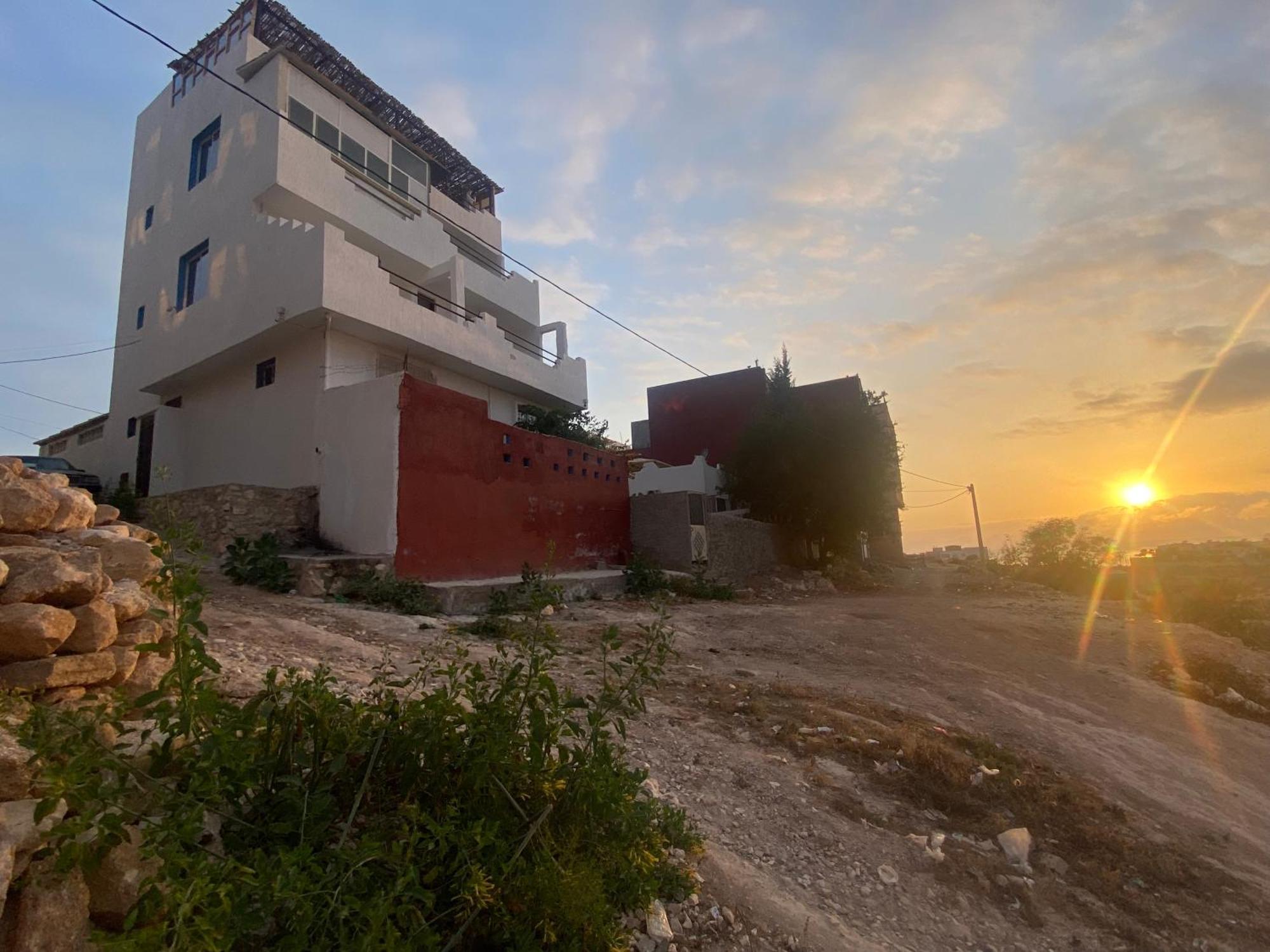 Hotel Red Carpet Surf Camp Sea, Mountain & Garden Escape Tamraght Exteriér fotografie